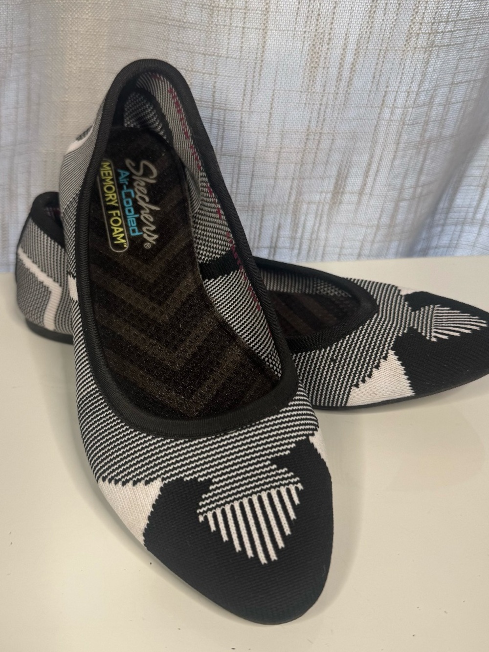 Skechers Cleo Wham Air-Cooled Memory Foam Ballet Flats Stretchy Fabric Size 8.5